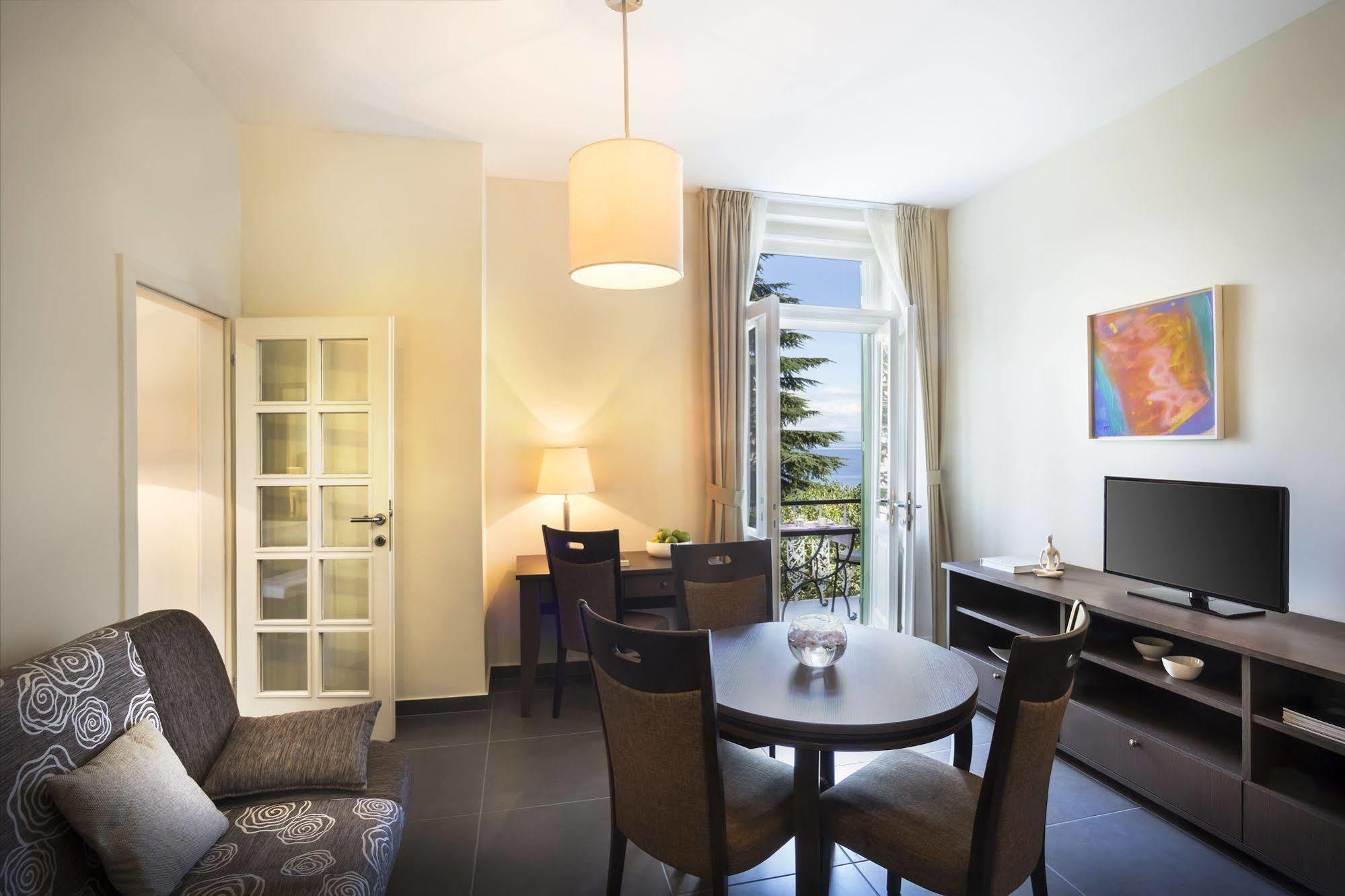 Remisens Villa Elsa Lovran Εξωτερικό φωτογραφία