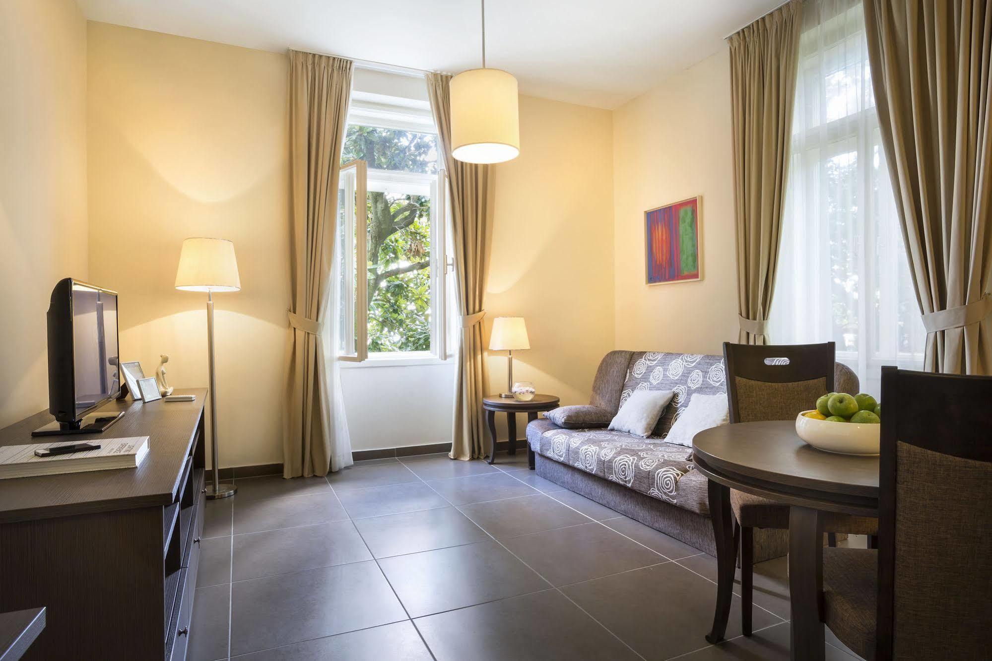 Remisens Villa Elsa Lovran Εξωτερικό φωτογραφία